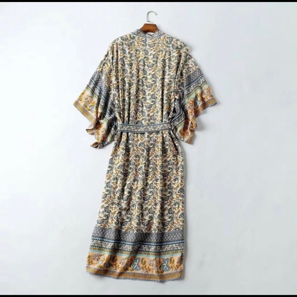 Tops - Wide Sleeve Kimono